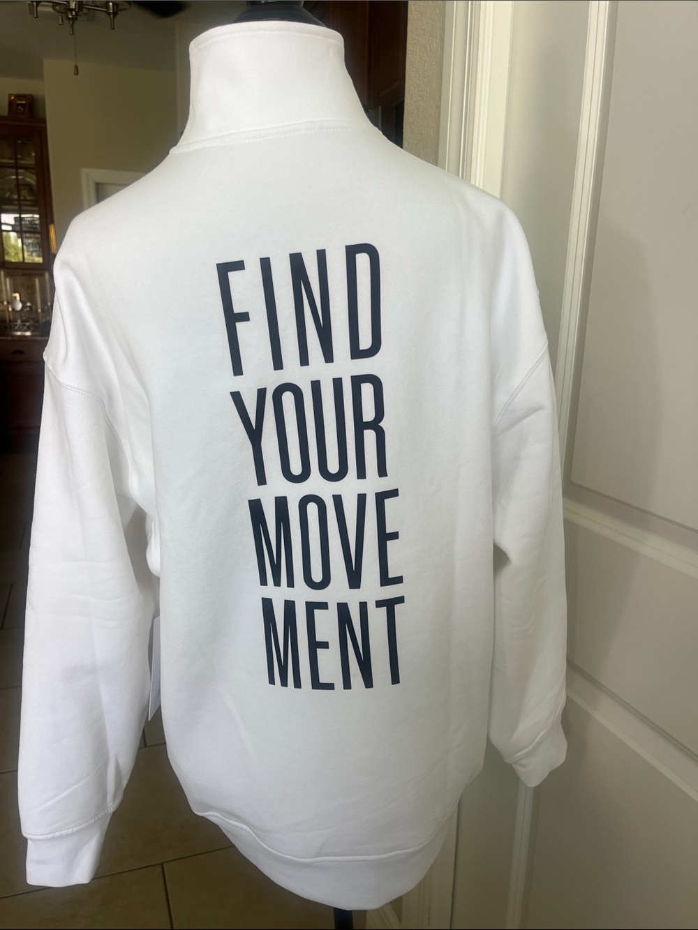 NWT Athleta white Find Your Movement 1/4 zip oversize forever fleece sweatshirt